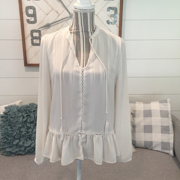 DONATED 🌿 ᴀ.ɴ.ᴀ 🌿 Peplum Dress Blouse - Picture 2 of 6